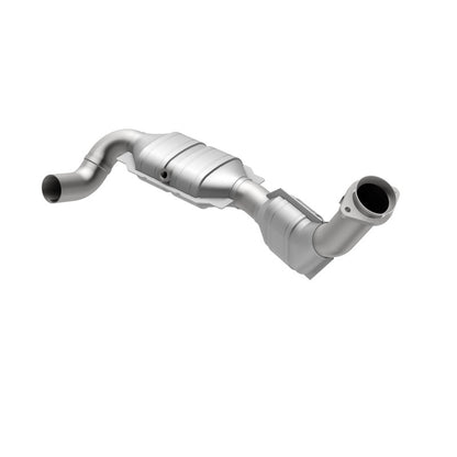 MagnaFlow Ford Expedition California Grade CARB Compliant Direct-Fit Catalytic Converter 447149 360 Degree Image Set