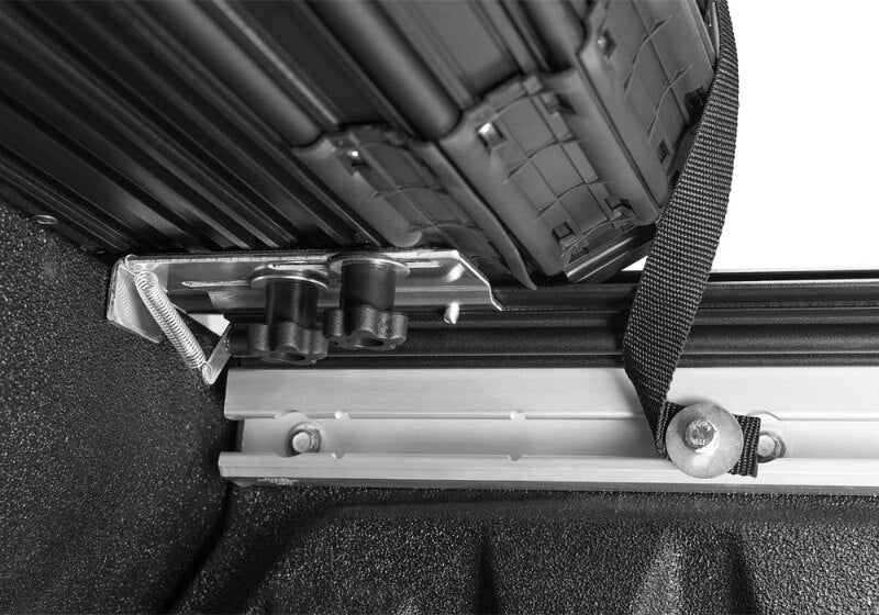BAK Revolver X4s 12-18, 19-23 Classic 1500/2500/3500 Dodge Ram With Ram Box 6.4ft Bed (2020-2023 2500/3500 New Body Style) 80213RB Photo - Close Up