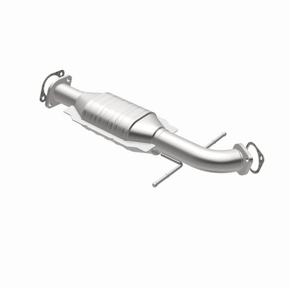 MagnaFlow Kia Sedona HM Grade Federal / EPA Compliant Direct-Fit Catalytic Converter 93327 360 Degree Image Set