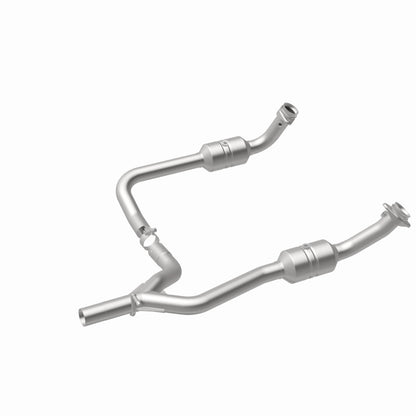MagnaFlow Ford OEM Grade Federal / EPA Compliant Direct-Fit Catalytic Converter 52153 360 Degree Image Set