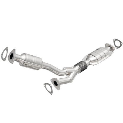 MagnaFlow Saturn OEM Grade Federal / EPA Compliant Direct-Fit Catalytic Converter 49527 Photo - Primary
