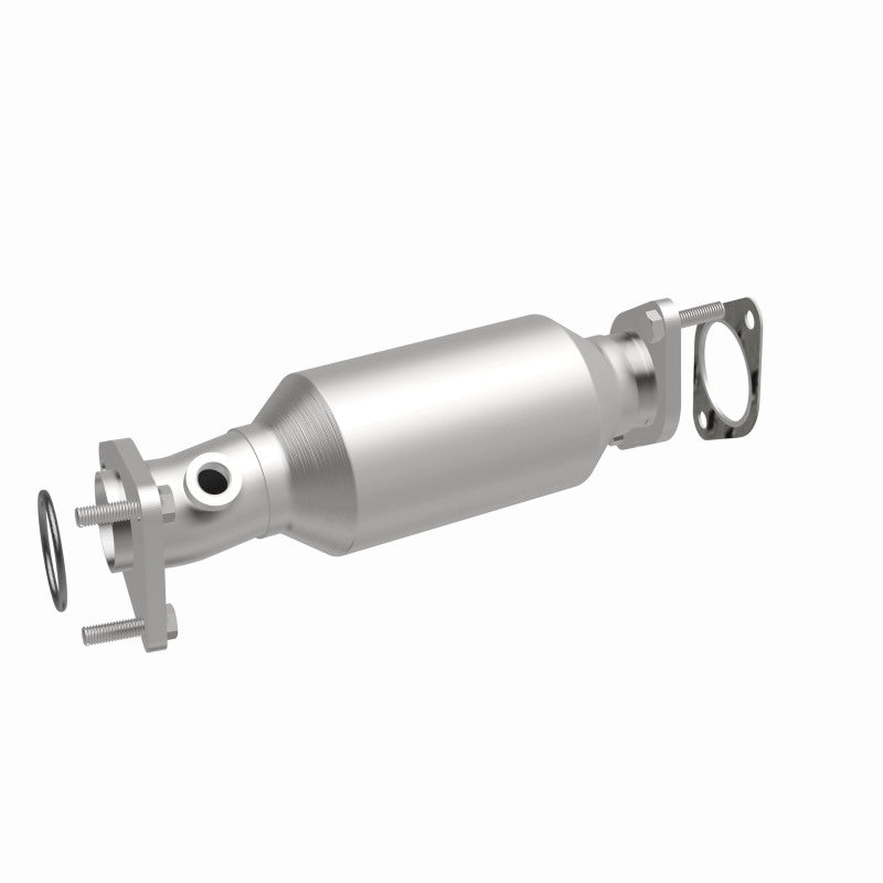 MagnaFlow OEM Grade Federal / EPA Compliant Direct-Fit Catalytic Converter 52668 360 Degree Image Set
