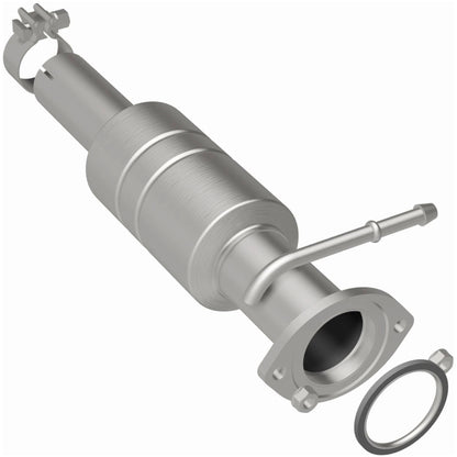 MagnaFlow Toyota Highlander OEM Grade Federal / EPA Compliant Direct-Fit Catalytic Converter 52207 Photo - out of package