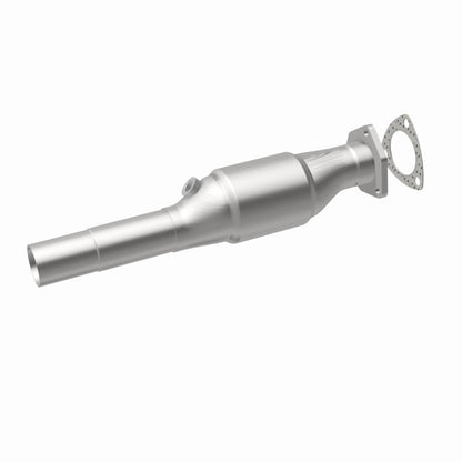 MagnaFlow Volkswagen HM Grade Federal / EPA Compliant Direct-Fit Catalytic Converter 22931 360 Degree Image Set