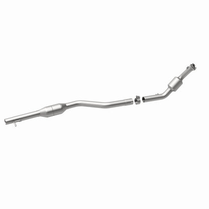 MagnaFlow Mercedes-Benz SL500 OEM Grade Federal / EPA Compliant Direct-Fit Catalytic Converter 51973 360 Degree Image Set