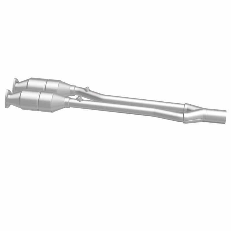 MagnaFlow HM Grade Federal / EPA Compliant Direct-Fit Catalytic Converter 24157 360 Degree Image Set