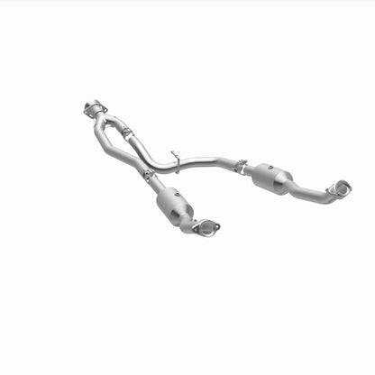 Magnaflow 20-21 Ford Transit-150 Single Underbody V6 3.5L RWD Direct-Fit Catalytic Converter 280248 280248 360 Degree Image Set
