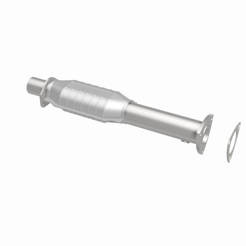 MagnaFlow Standard Grade Federal / EPA Compliant Direct-Fit Catalytic Converter 93483 360 Degree Image Set