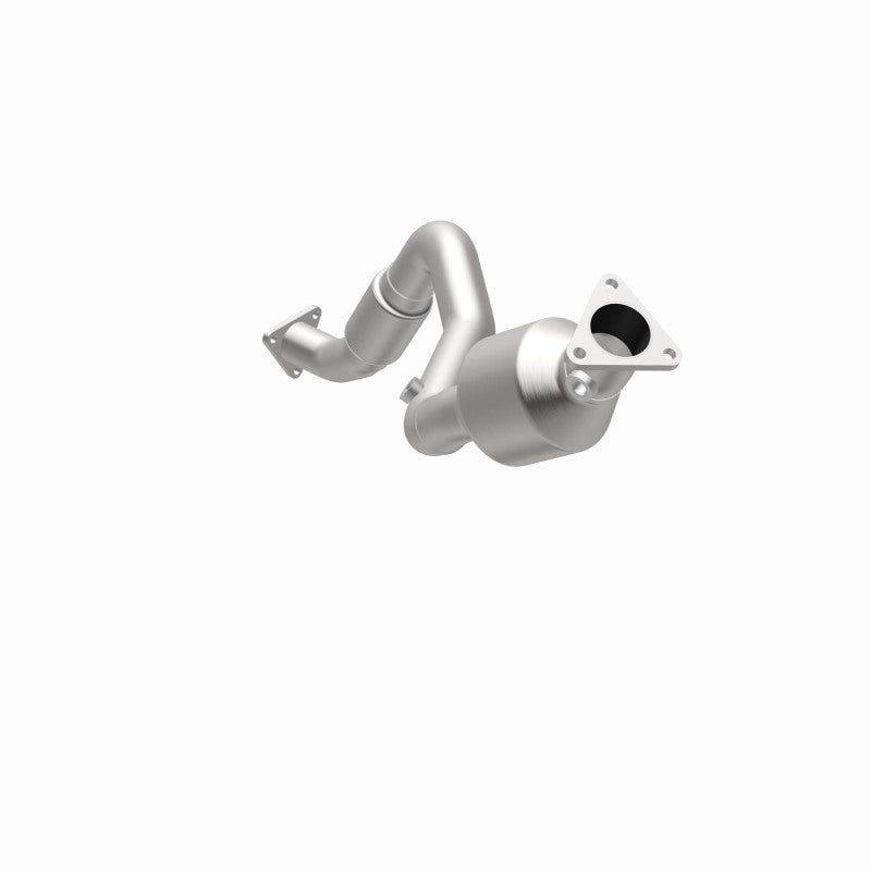 MagnaFlow OEM Grade Federal / EPA Compliant Direct-Fit Catalytic Converter 51943 360 Degree Image Set