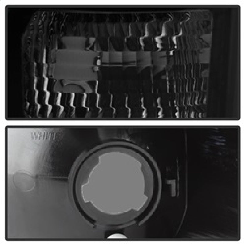 Spyder 00-06 GMC Yukon/Yukon XL V2 Light Bar LED Tail Lights - Blk Smoke (ALT-YD-CD00V2-LBLED-BSM) 5084156 5084156 Photo - Unmounted