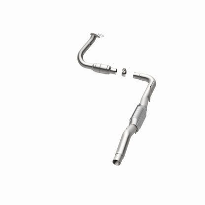 MagnaFlow HM Grade Federal / EPA Compliant Direct-Fit Catalytic Converter 93622 360 Degree Image Set