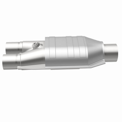 MagnaFlow Standard Grade Federal / EPA Compliant Universal Catalytic Converter 51667 360 Degree Image Set