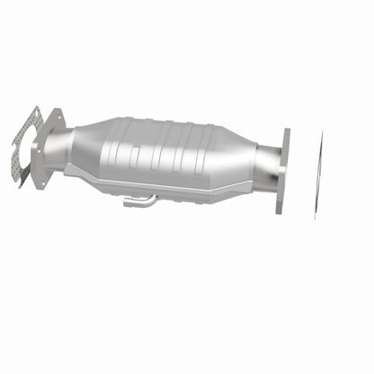 MagnaFlow Standard Grade Federal / EPA Compliant Direct-Fit Catalytic Converter 93940 360 Degree Image Set