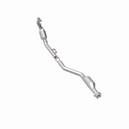 MagnaFlow Mercedes-Benz California Grade CARB Compliant Direct-Fit Catalytic Converter 454037 360 Degree Image Set
