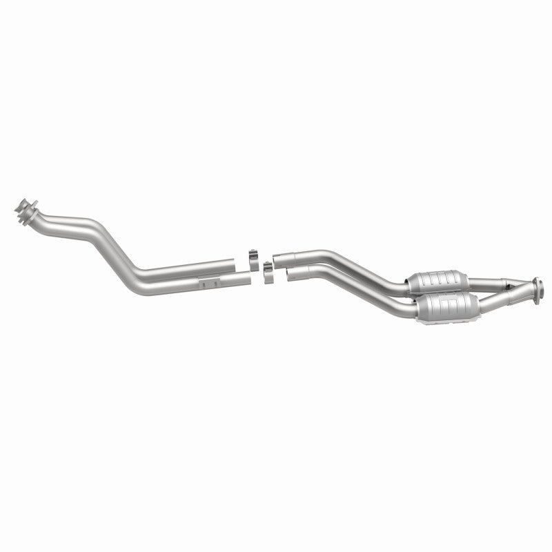MagnaFlow Mercedes-Benz C220 Standard Grade Federal / EPA Compliant Direct-Fit Catalytic Converter 23578 360 Degree Image Set