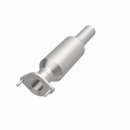 MagnaFlow California Grade CARB Compliant Direct-Fit Catalytic Converter 5571981 360 Degree Image Set