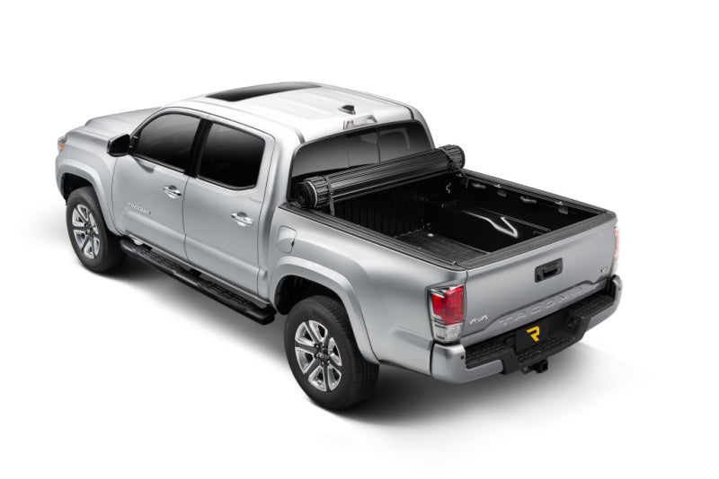 Truxedo 2024 Toyota Tacoma 6ft Sentry Bed Cover 1557101 1557101 Photo - Mounted