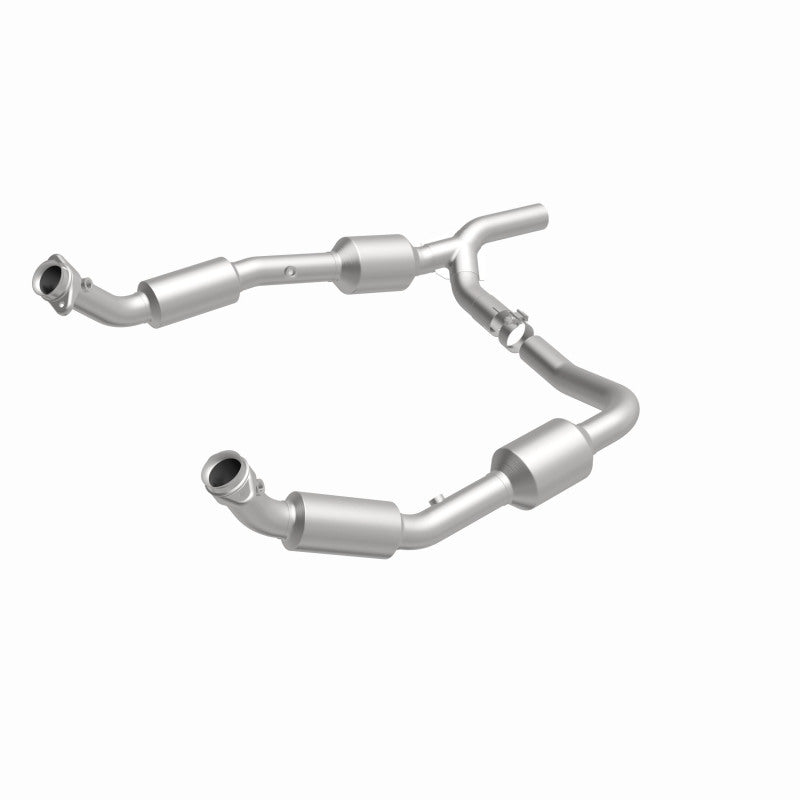 MagnaFlow Ford California Grade CARB Compliant Direct-Fit Catalytic Converter 5582640 360 Degree Image Set