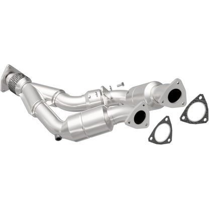 MagnaFlow OEM Grade Federal / EPA Compliant Direct-Fit Catalytic Converter 51499 Photo - Primary
