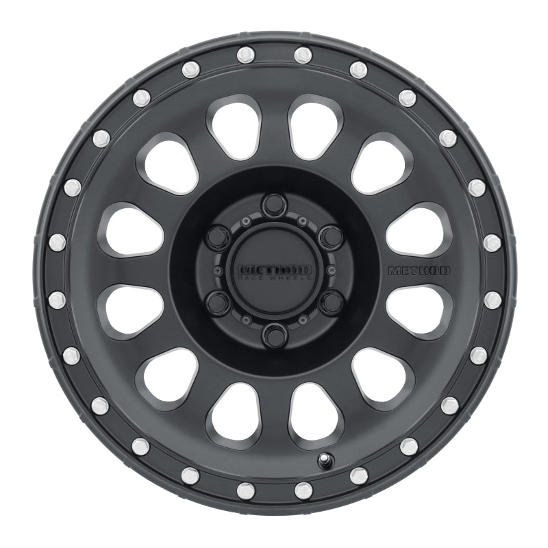 Method Race Wheels MR315 Wheel Matte Black 17x9 -12 6x5.5 MR31579060512N Photo - Close Up
