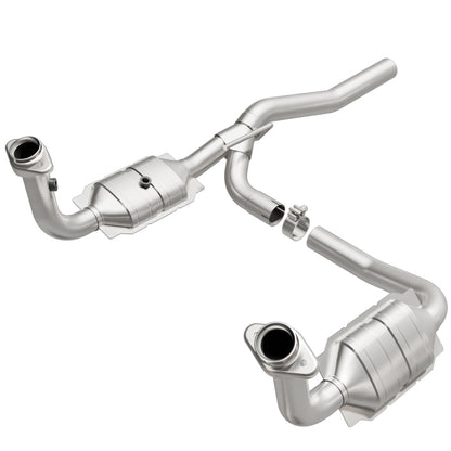 MagnaFlow Dodge Nitro OEM Grade Federal / EPA Compliant Direct-Fit Catalytic Converter 51829 Photo - Primary