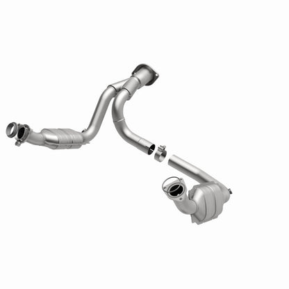 MagnaFlow OEM Grade Federal / EPA Compliant Direct-Fit Catalytic Converter 49631 360 Degree Image Set