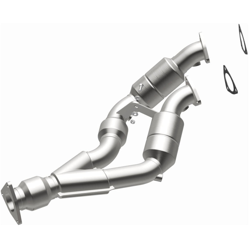 MagnaFlow OEM Grade Federal / EPA Compliant Direct-Fit Catalytic Converter 51499 Photo - out of package