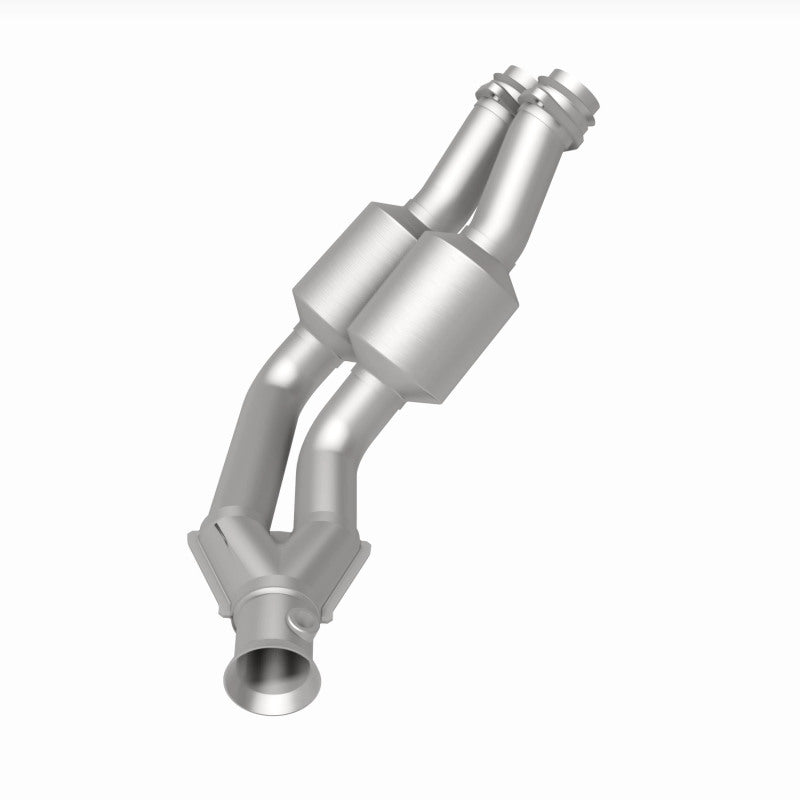 MagnaFlow Jaguar HM Grade Federal / EPA Compliant Direct-Fit Catalytic Converter 24226 360 Degree Image Set