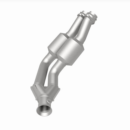 MagnaFlow Jaguar HM Grade Federal / EPA Compliant Direct-Fit Catalytic Converter 24226 360 Degree Image Set