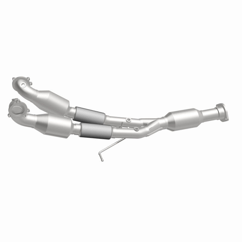 MagnaFlow Volvo S80 OEM Grade Federal / EPA Compliant Direct-Fit Catalytic Converter 52160 360 Degree Image Set