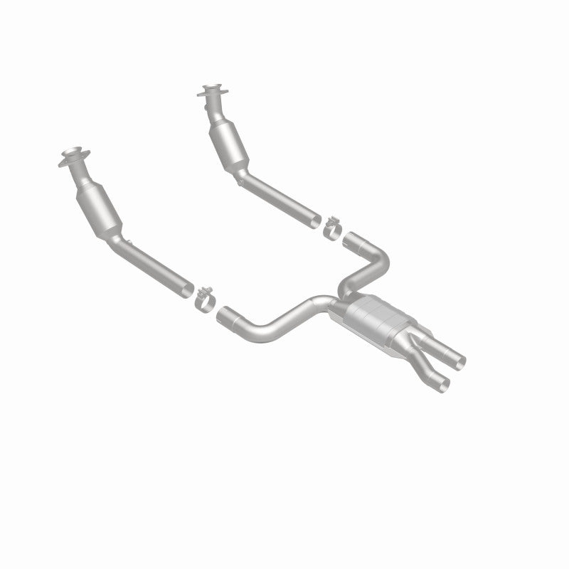 MagnaFlow California Grade CARB Compliant Direct-Fit Catalytic Converter 4561082 360 Degree Image Set
