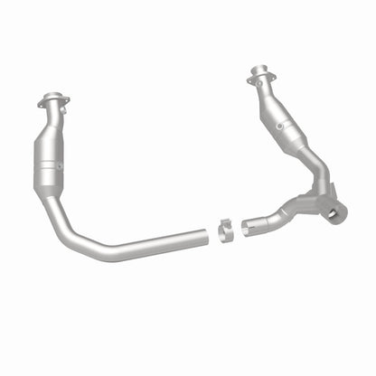 MagnaFlow Dodge Ram 1500 California Grade CARB Compliant Direct-Fit Catalytic Converter 4551291 360 Degree Image Set