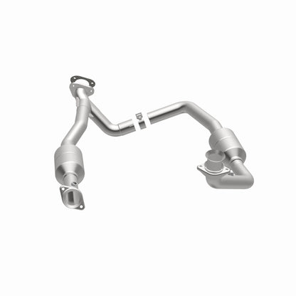 Magnaflow 2003 Ford E-350 Super Duty 5.4L Direct Fit Converter 4583378 4583378 360 Degree Image Set