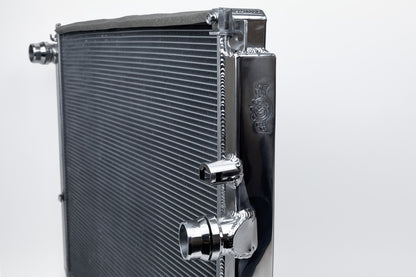 CSF 2020+ Toyota A90/A91 GR Supra / 2019+ BMW Z4 (2.0/3.0L) / 19-21 BMW G2X All-Aluminum Radiator 7226 7226 Photo - Close Up