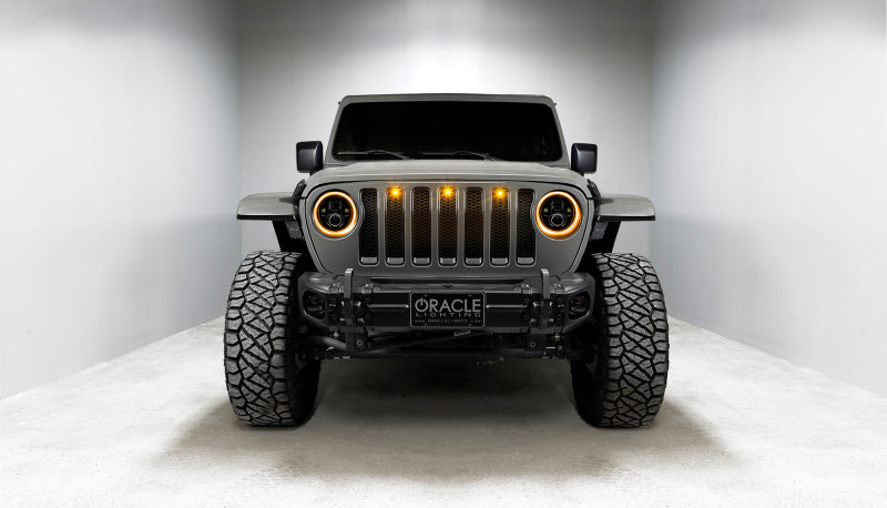 ORACLE Lighting Oracle Jeep Wrangler JL/Gladiator JT 7in. High Powered LED Headlights (Pair) - Dynamic - Dynamic 5769J-332 5769J-332 Photo - lifestyle view