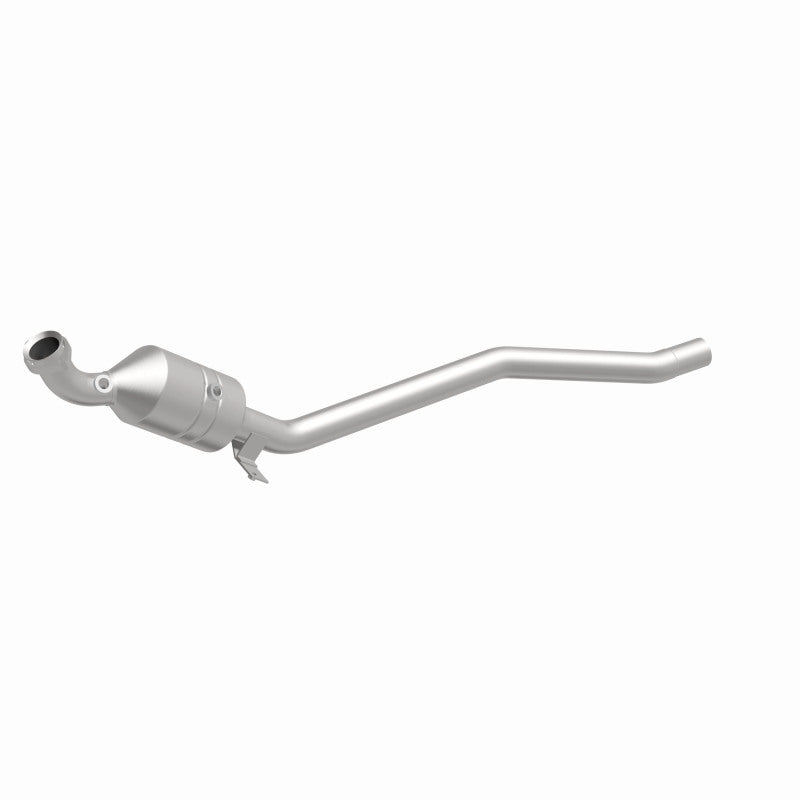 MagnaFlow Mercedes-Benz R350 OEM Grade Federal / EPA Compliant Direct-Fit Catalytic Converter 52177 360 Degree Image Set
