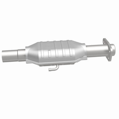 MagnaFlow California Grade CARB Compliant Direct-Fit Catalytic Converter 3322447 360 Degree Image Set