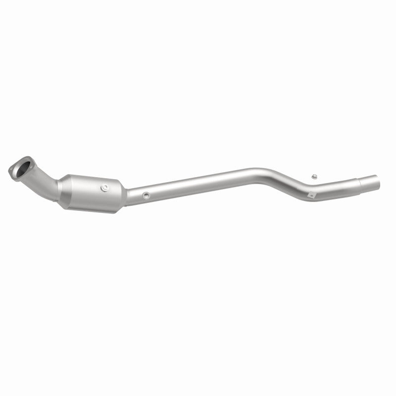 MagnaFlow California Grade CARB Compliant Direct-Fit Catalytic Converter 5561241 360 Degree Image Set