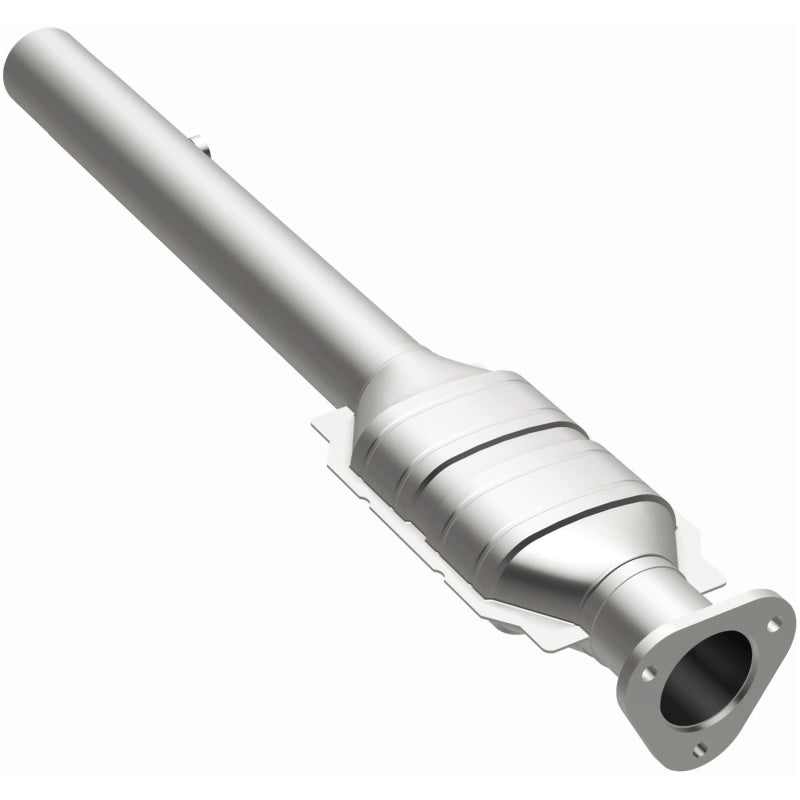 MagnaFlow Ford E-250 Econoline HM Grade Federal / EPA Compliant Direct-Fit Catalytic Converter 23204 Photo - out of package