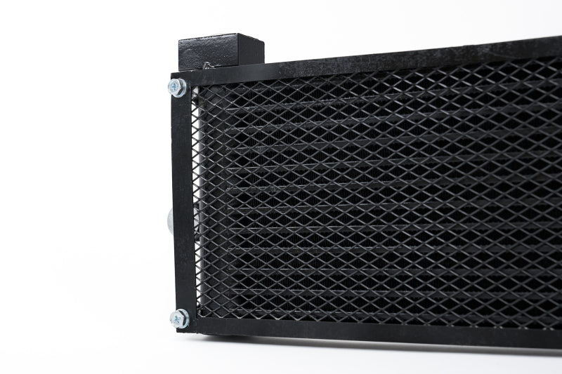 CSF BMW F8X M3/M4/M2C Engine Oil Cooler w/ Rock Guard 8220 8220 Photo - Close Up