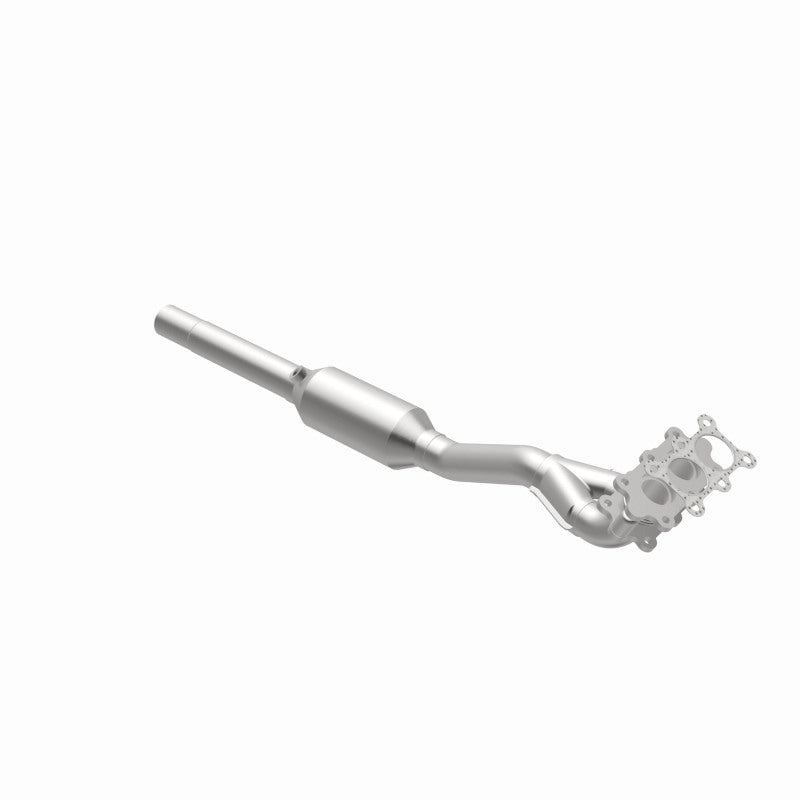 MagnaFlow Volkswagen OEM Grade Federal / EPA Compliant Direct-Fit Catalytic Converter 51393 360 Degree Image Set