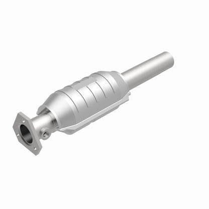 MagnaFlow Volkswagen Standard Grade Federal / EPA Compliant Direct-Fit Catalytic Converter 22917 360 Degree Image Set