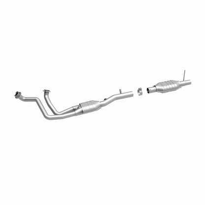 MagnaFlow Ford HM Grade Federal / EPA Compliant Direct-Fit Catalytic Converter 93190 360 Degree Image Set