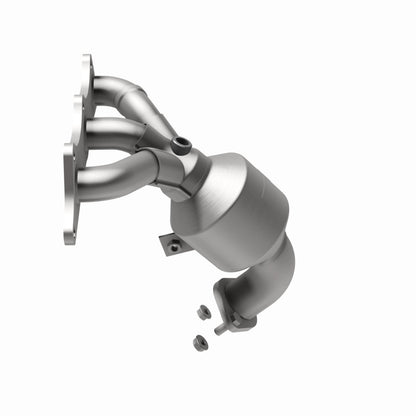 MagnaFlow Mitsubishi OEM Grade Federal / EPA Compliant Manifold Catalytic Converter 51677 360 Degree Image Set