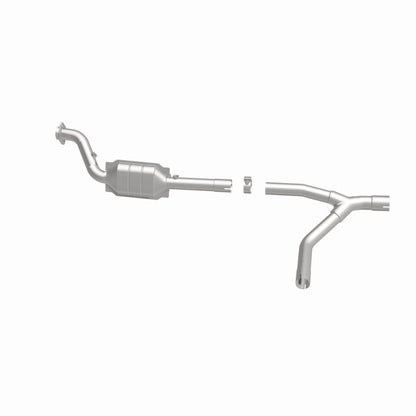 MagnaFlow Dodge Ram 1500 OEM Grade Federal / EPA Compliant Direct-Fit Catalytic Converter 49597 360 Degree Image Set