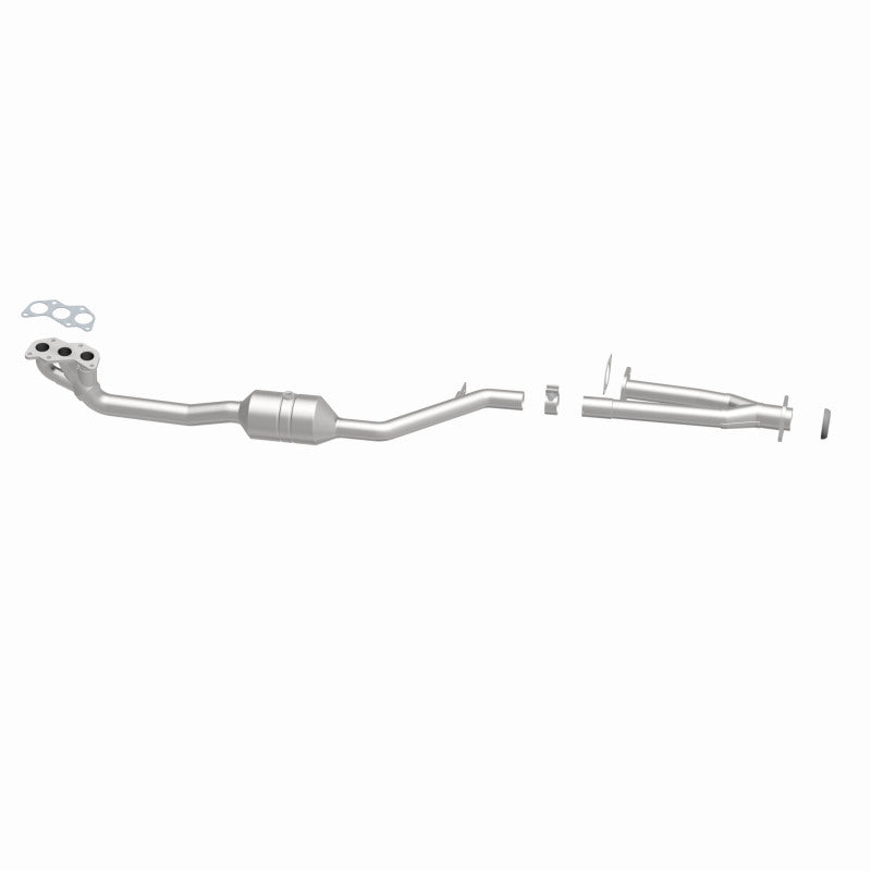 MagnaFlow Subaru OEM Grade Federal / EPA Compliant Manifold Catalytic Converter 52202 360 Degree Image Set