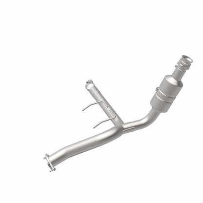 MagnaFlow Ford F-150 California Grade CARB Compliant Direct-Fit Catalytic Converter 5551295 360 Degree Image Set