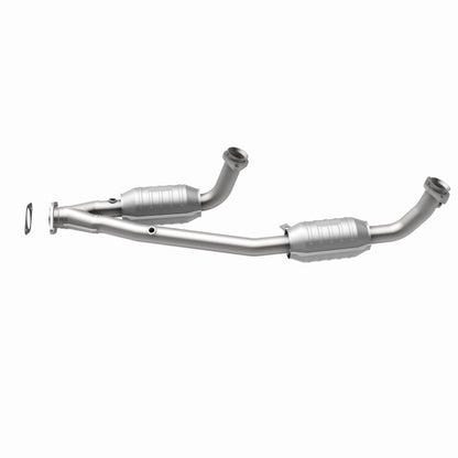 MagnaFlow Ford Windstar HM Grade Federal / EPA Compliant Direct-Fit Catalytic Converter 23353 360 Degree Image Set
