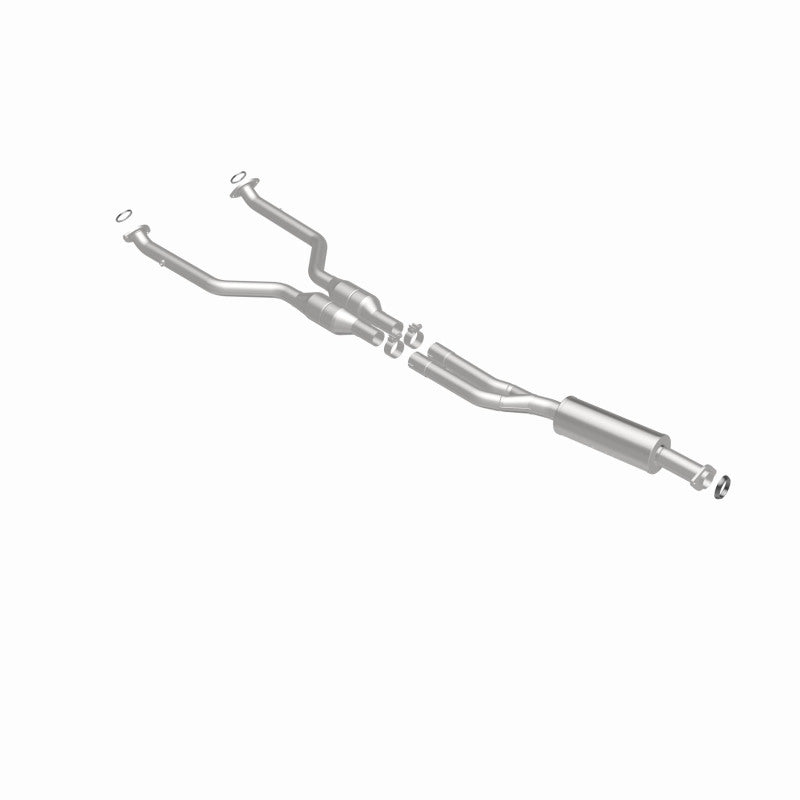 MagnaFlow Lexus GS350 OEM Grade Federal / EPA Compliant Direct-Fit Catalytic Converter 51315 360 Degree Image Set