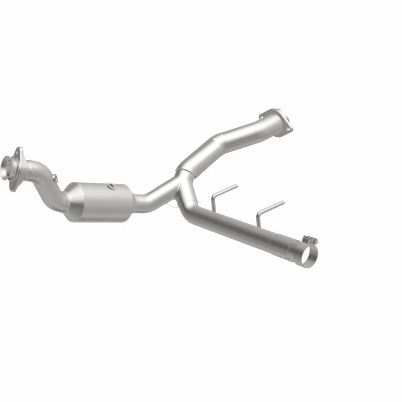 MagnaFlow Ford F-150 OEM Grade Federal / EPA Compliant Direct-Fit Catalytic Converter 21-475 360 Degree Image Set